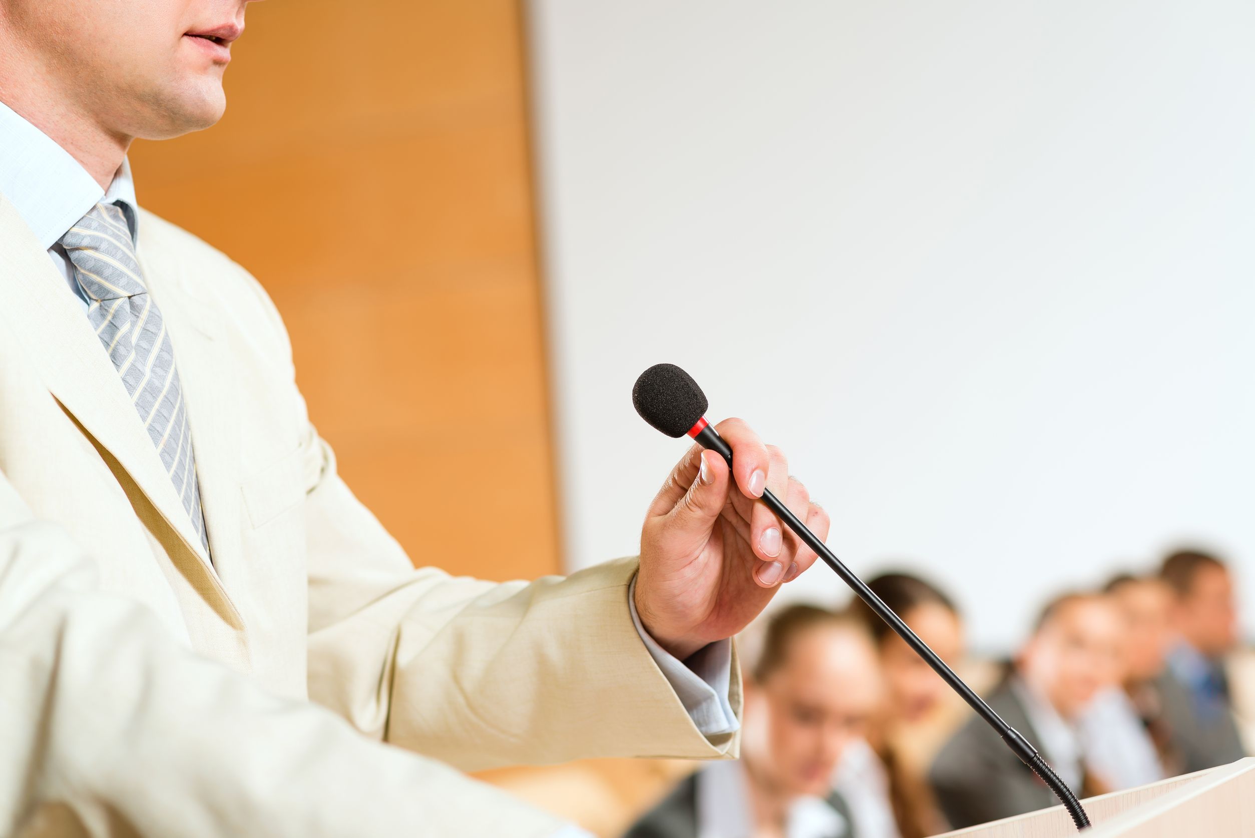 Why You Need an Employee Engagement Speaker